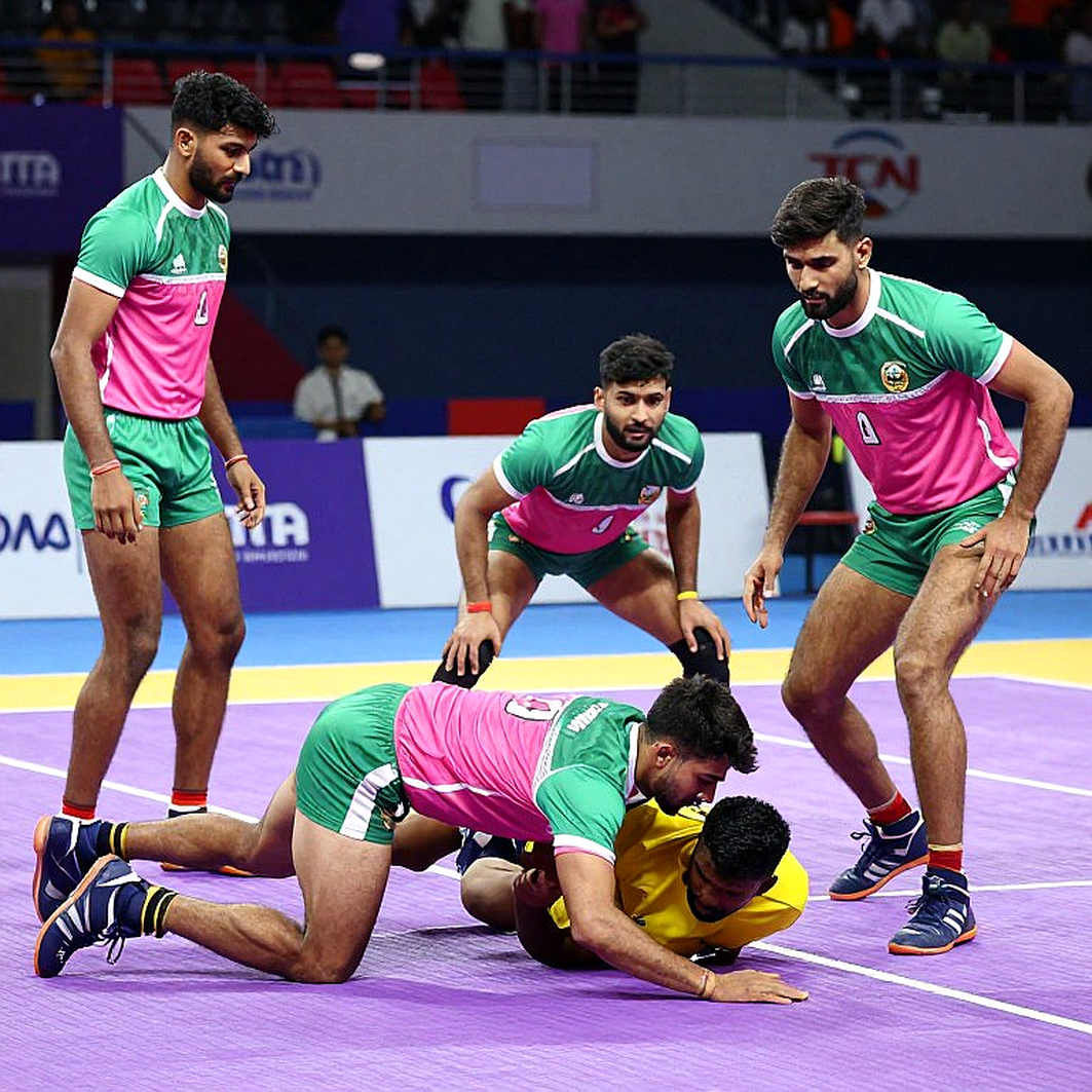 এশিয়ান গেমস ২০২৬: ফাইনালে ইরানকে ৩৭–৩৪-এ হারিয়ে ভারতের মেয়েদের কাবাডি সোনা — জয়টা তৈরি হয়েছিল বোনাস লাইনের ছাড় আর অল আউটের সময়ে